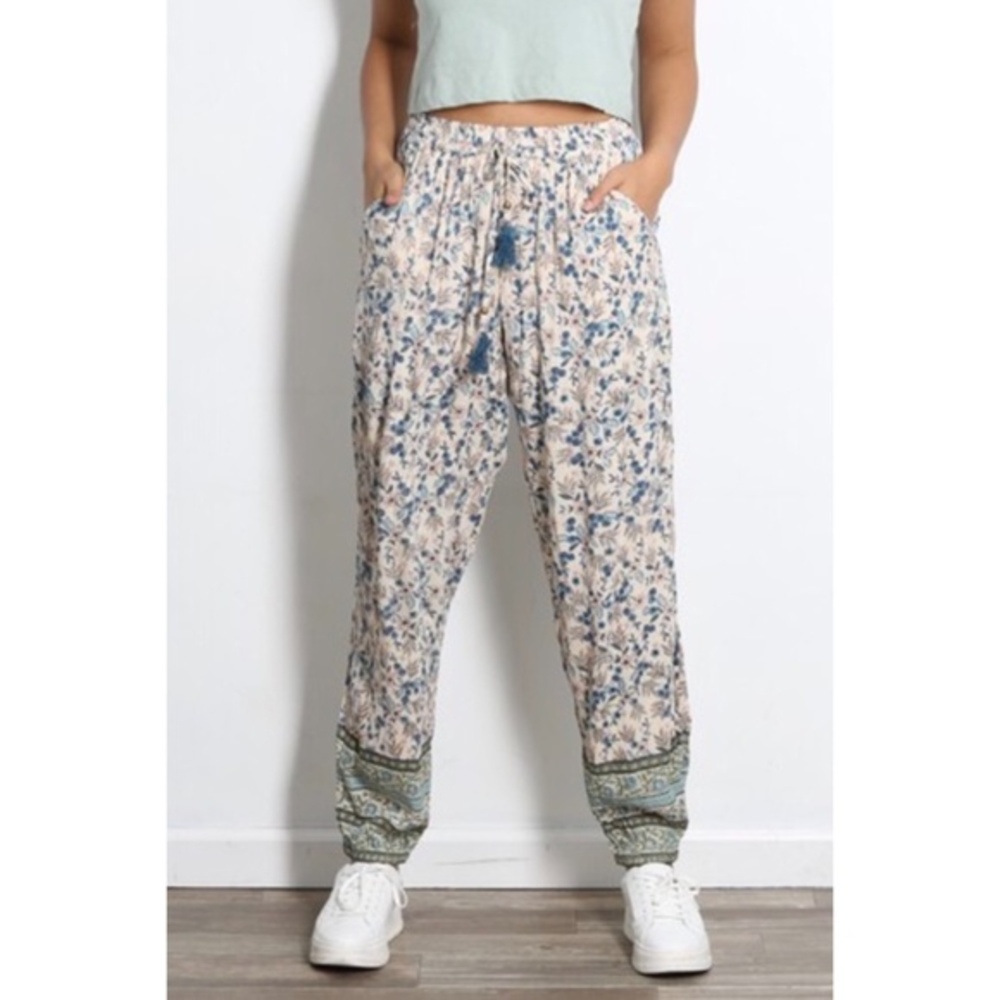 ANGIE Ivory & Blue Floral Print Rayon Joggers - Picture 4 of 8